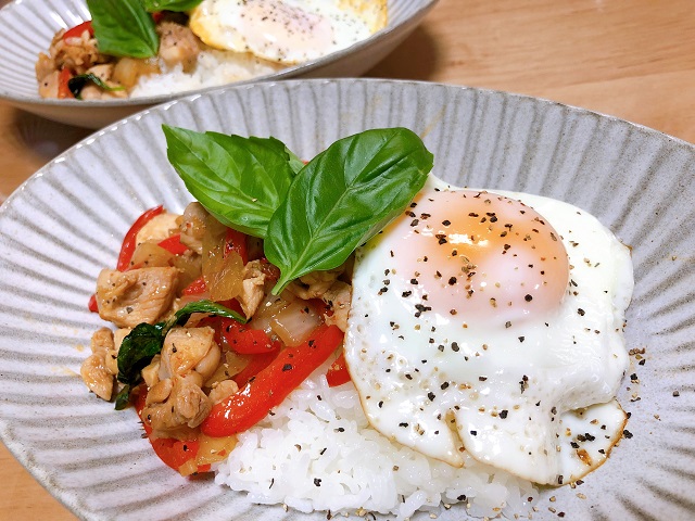 ガパオライス スイートバジルで代用 ふたりぶんレシピ たまのじdays